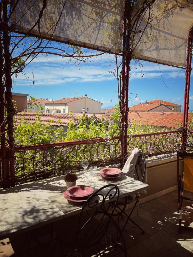 Corso Emanuele Apartments San Vincenzo Eksteriør bilde