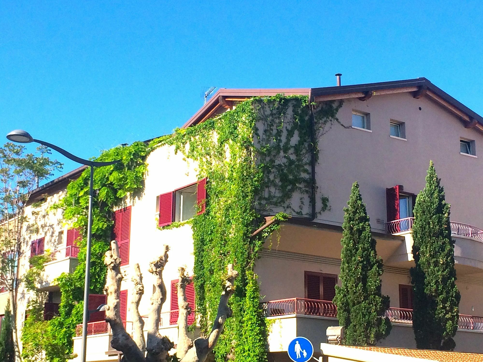 Corso Emanuele Apartments San Vincenzo Eksteriør bilde